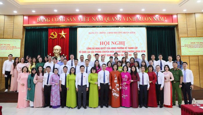 UBND phường sẽ có 5 phòng chuyên môn từ 8-10-2026. Ảnh: PV