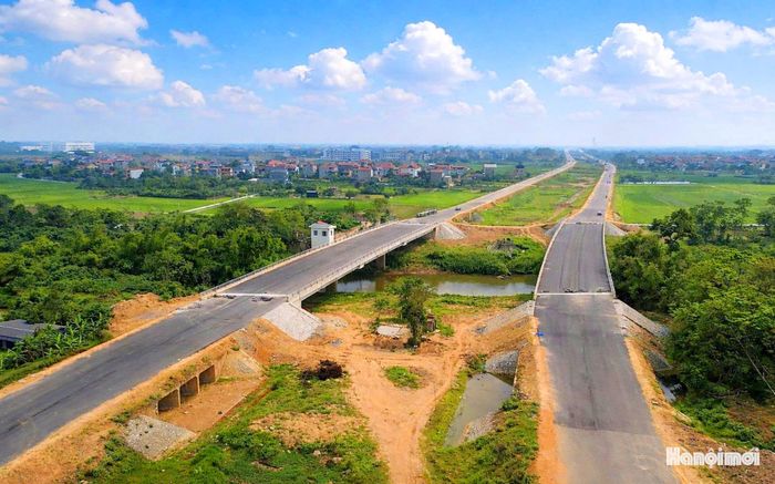 Đoạn qua địa bàn xã Mê Linh đã cơ bản hoàn thành.