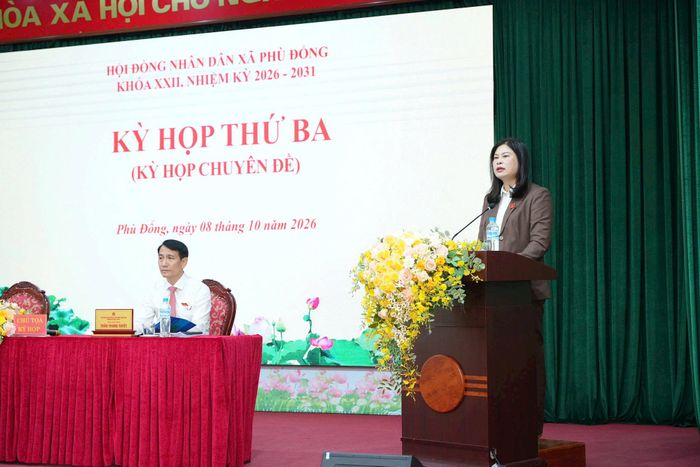 Bí thư Đảng ủy, Chủ tịch HĐND xã Đặng Thị Huyền. Ảnh: Nguyễn Sơn