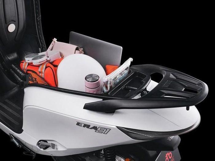 Cốp xe với dung tích 50 lít. Ảnh: Tổng hợp