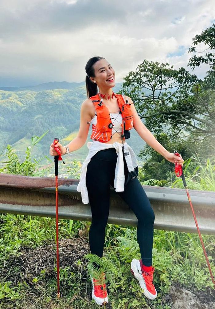 Chuyến đi cũng trở thành lời nhắc để Hoàng Oanh chú ý hơn đến việc tập luyện và chăm sóc sức khỏe mỗi ngày. Với cô, sức khỏe là nền tảng quan trọng để mỗi người có thể sống một cuộc đời rực rỡ theo cách mình mong muốn.