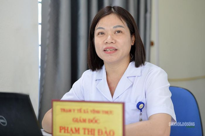 Bác sĩ chuyên khoa I Phạm Thị Đào, Giám đốc Trạm Y tế xã Vĩnh Thực. Ảnh: Tuấn Anh