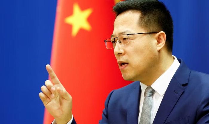 Bộ Ngoại giao Trung Quốc cho biết họ "không nắm rõ" trường hợp này, đồng thời phản đối việc thổi phồng các cáo buộc "gián điệp Trung Quốc" nhằm bôi nhọ Bắc Kinh.
