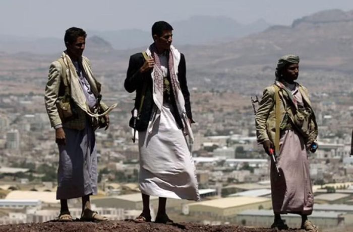 Ông Saree cho biết, Houthi đã phóng tên lửa đạn đạo nhằm vào sân bay quốc tế Abha của Arab Saudi.