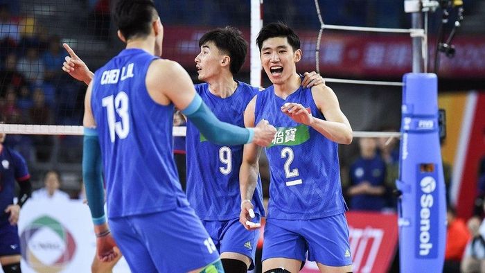 Đội tuyển bóng chuyền nam Trung Quốc thi đấu với Đài Bắc Trung Hoa tại vòng loại Olympic Tokyo 2020 khu vực châu Á, diễn ra ở Giang Môn, tỉnh Quảng Đông, Trung Quốc, ngày 8/1/2020. Ảnh: CGTN.