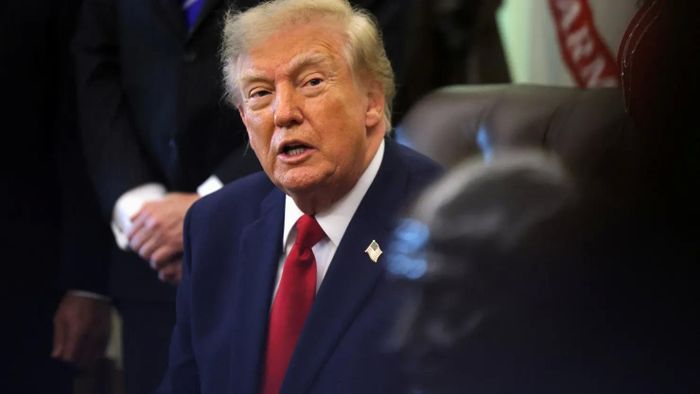  Tổng thống Mỹ Donald Trump phát biểu trong ngày ông đưa ra thông báo về các tài khoản đầu tư cá nhân cho trẻ em tại Phòng Bầu dục ở Nhà Trắng, Washington, DC (Mỹ). Ảnh: Reuters. 