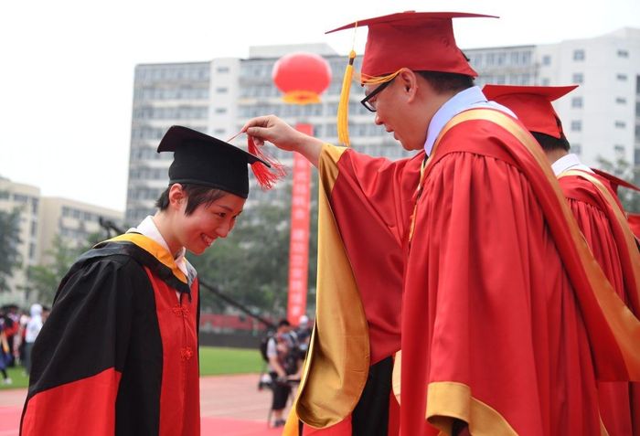  Sinh viên và phụ huynh ngày càng chú trọng hơn đến việc tiếp cận nền giáo dục đại học chất lượng cao. Ảnh: Tân Hoa Xã. 