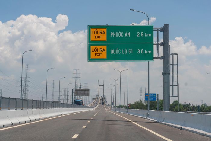  Tạm thời không đo tốc độ và xử lý phương tiện đi dưới tốc độ tối thiểu tại các đoạn dốc trên cao tốc. Ảnh minh họa: Quỳnh Danh. 