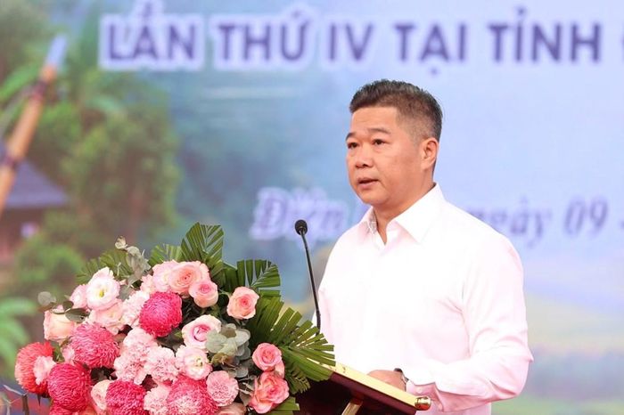 Phó Cục trưởng Cục Văn hóa các dân tộc Việt Nam Trần Mạnh Hùng phát biểu khai mạc