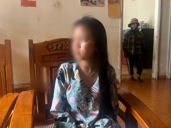 Nữ sinh bị hành hung, làm nhục và quay clip phát tán lên mạng xã hội, hiện rơi vào trạng thái bất an, lo sợ, không dám đến trường