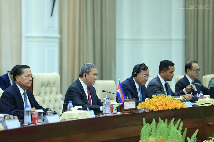 Thủ tướng Hun Manet khẳng định Chính phủ và nhân dân Campuchia luôn mong muốn cùng Việt Nam gìn giữ, phát huy quan hệ láng giềng tốt đẹp, hữu nghị truyền thống, hợp tác toàn diện, bền vững lâu dài, vì hòa bình, ổn định và thịnh vượng của hai nước - Ảnh: chinhphu.vn/Nhật Bắc