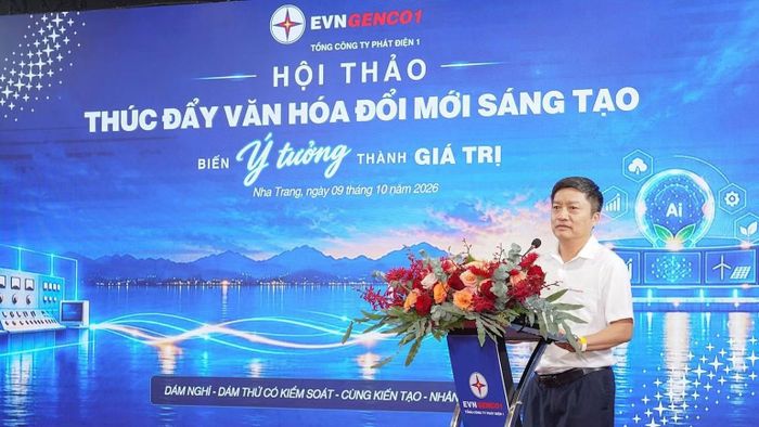 Ông Nguyễn Tiến Khoa, Chủ tịch Hội đồng thành viên EVNGENCO1 phát biểu khai mạc Hội thảo, nhấn mạnh vai trò của đổi mới sáng tạo trong vận hành và quản trị. (Ảnh: EVNGENCO1 cung cấp)