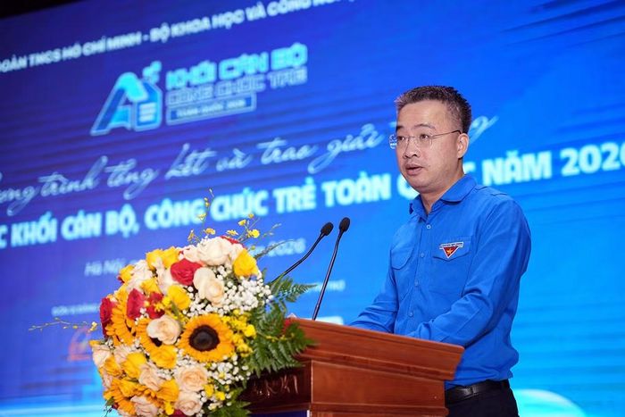 Đồng chí Nguyễn Tường Lâm phát biểu ý kiến tại buổi lễ. (Ảnh: Trung ương Đoàn cung cấp)