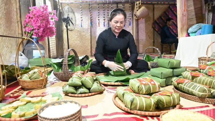 Gắn sản phẩm OCOP với trải nghiệm du lịch, kết nối thị trường, mở rộng đầu ra cho hàng hóa địa phương.