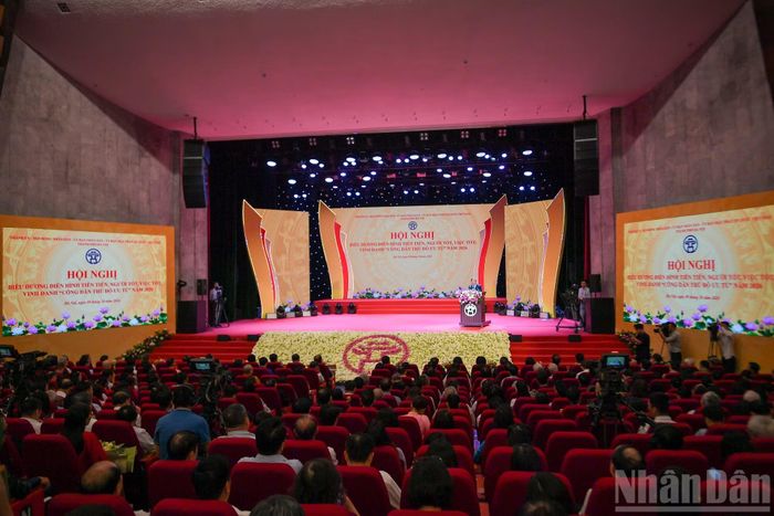 Quang cảnh hội nghị.