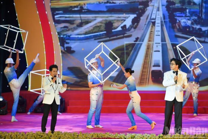 Chương trình nghệ thuật chào mừng hội nghị.
