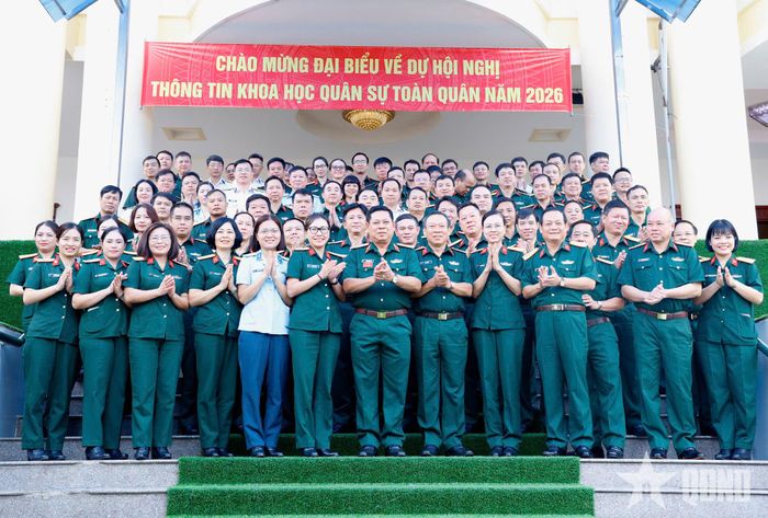 Các đại biểu tham dự hội nghị.
