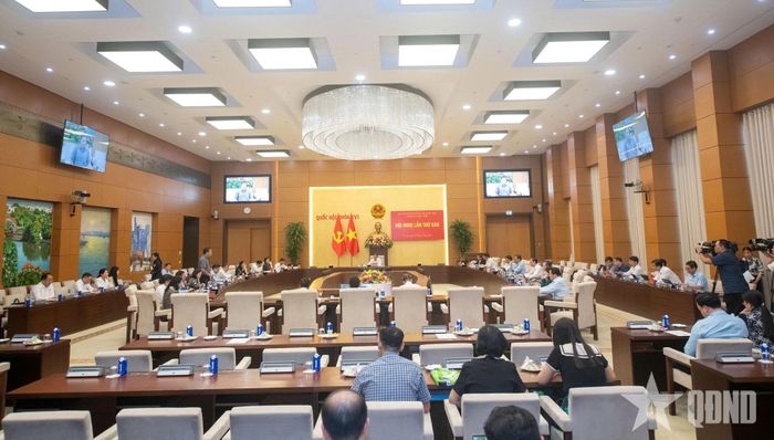 Quang cảnh hội nghị. Ảnh: LÂM HIỂN