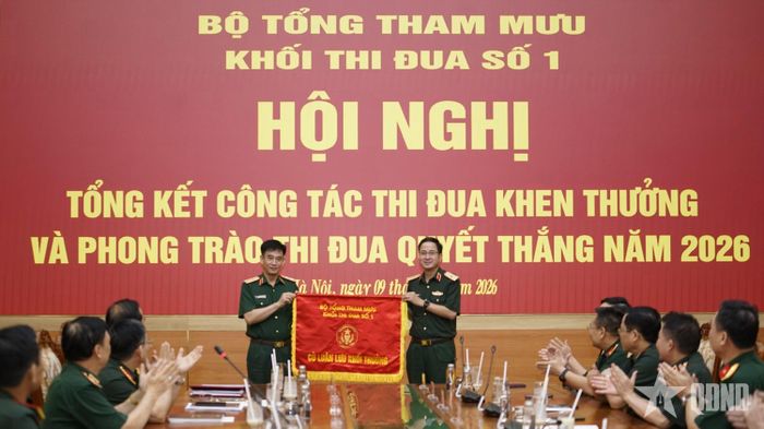 Bàn giao nhiệm vụ Khối trưởng Khối thi đua số 1 năm 2027.