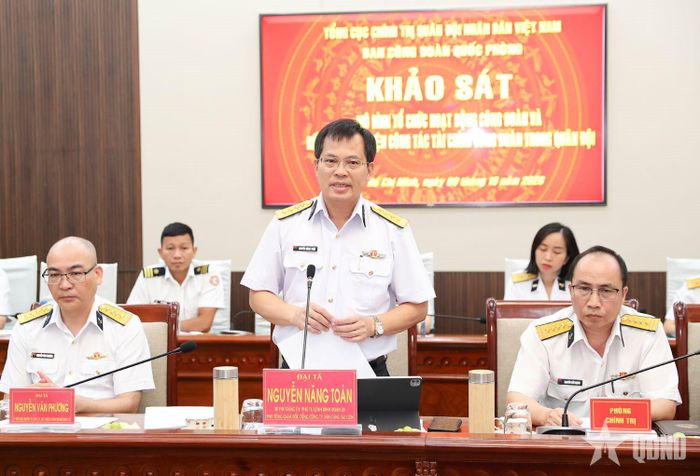 Đại tá Nguyễn Năng Toàn, Bí thư Đảng ủy, Phó tư lệnh Binh đoàn 20 phát biểu.