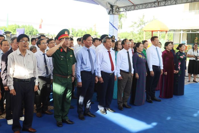  Các đại biểu tham gia Lễ tưởng niệm 60 năm ngày xảy ra vụ thảm sát Diên Niên - Phước Bình (9-10-1966 – 9-10-2026). Ảnh: PHÚ NHIÊU 