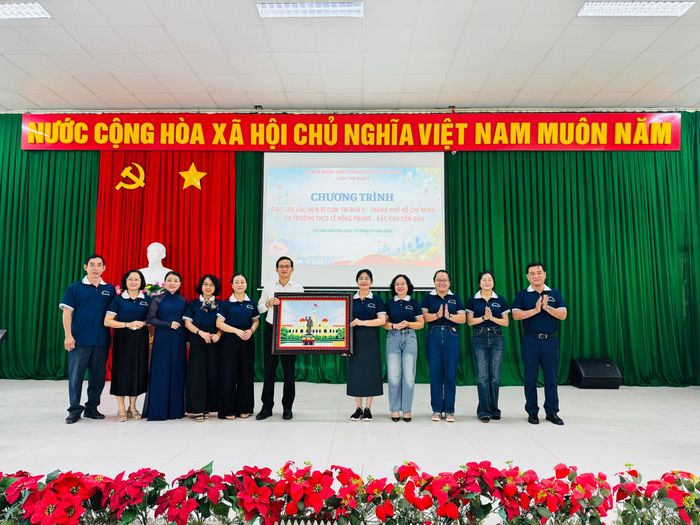  Đây là hoạt động ý nghĩa thắt chặt tình đoàn kết, gắn bó giữa các đơn vị giáo dục trên địa bàn TPHCM. 