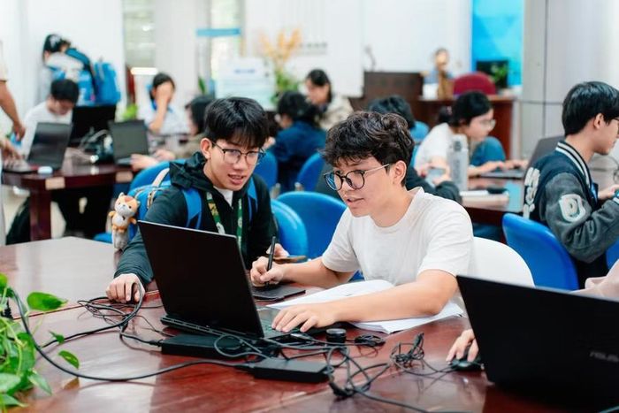 Sinh viên Trường Đại học Công nghệ Thông tin (Đại học Quốc gia TPHCM). Ảnh: UIT.
