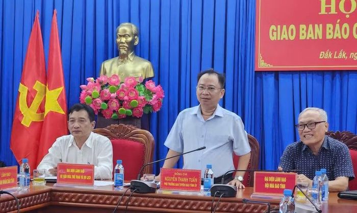 Ông Nguyễn Thanh Tuấn, Phó Trưởng Ban Tuyên giáo Tỉnh uỷ Đắk Lắk phát biểu.