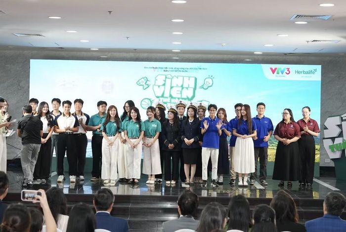 Các đội thi tham gia chương trình “Sinh viên Thế hệ mới 2026”. Ảnh: BTC
