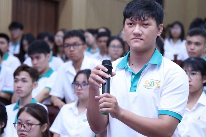 Nguyễn Quốc Trịnh - SV Trường ĐH Giao thông vận tải TPHCM