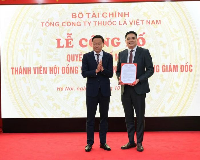 Bổ nhiệm đồng chí Hoàng Anh Tuấn giữ chức vụ Phó Tổng Giám đốc Tổng công ty