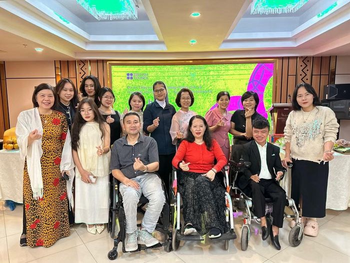 Chiến lược phát triển của Hội đồng Anh đồng thời hướng tới các đối tượng yếu thế, thanh niên khuyết tật, người có hoàn cảnh khó khăn.