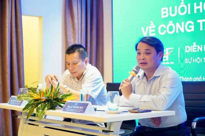 Ông Lê Trường Duy thông tin tại họp báo.