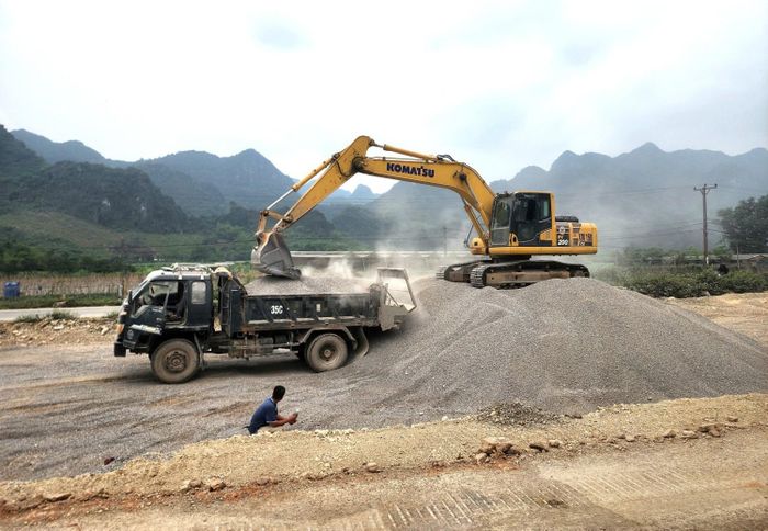 Ninh Bình rà soát, xử lý 505 bến, bãi ven sông chưa được cấp phép.