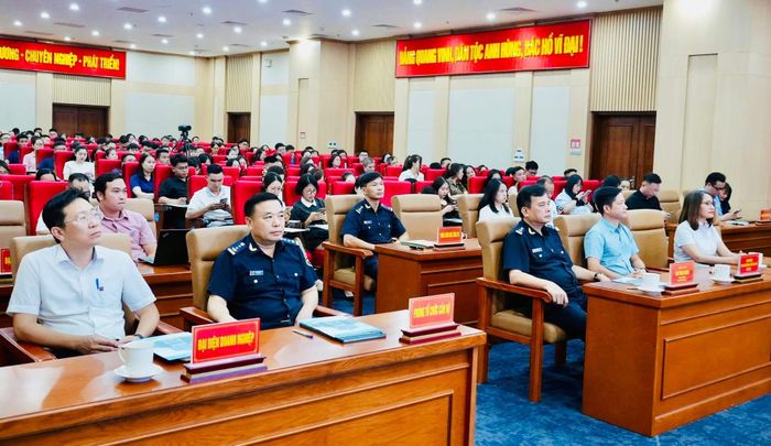 Quang cảnh Hội nghị ngày 8/10.