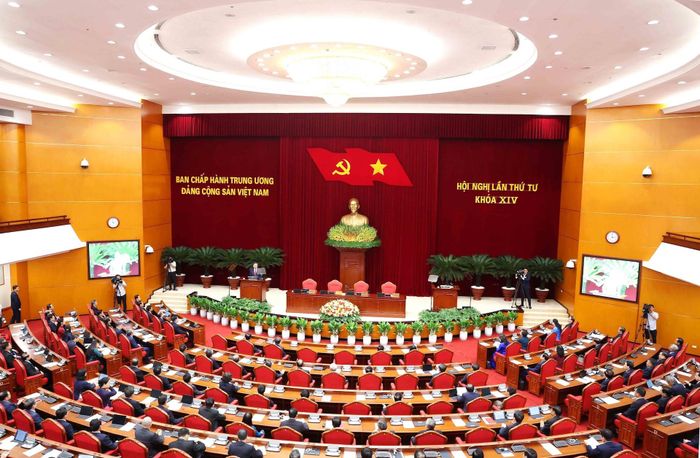Các đại biểu dự Hội nghị lần thứ tư Ban Chấp hành Trung ương Đảng khóa 14. Ảnh: TTXVN