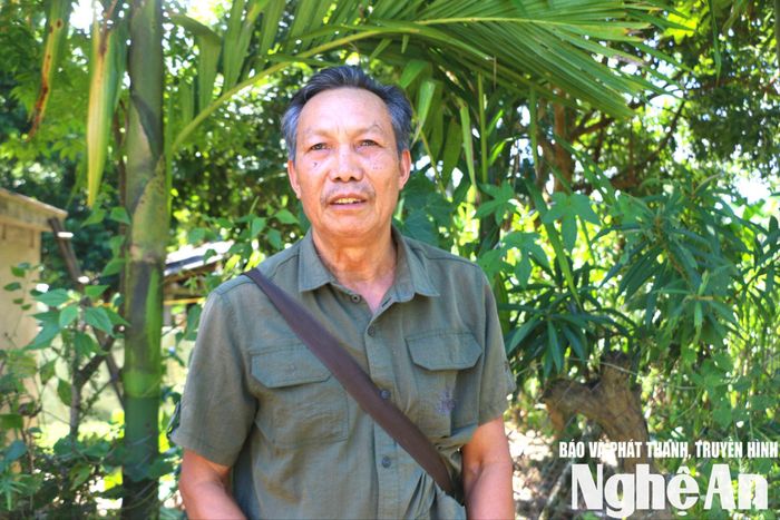 Bí thư Chi bộ bản Cươm Lộc Văn Lâm chia sẻ về sự linh hoạt thích ứng của cán bộ thôn, bản trong bối cảnh mới. Ảnh: K.L