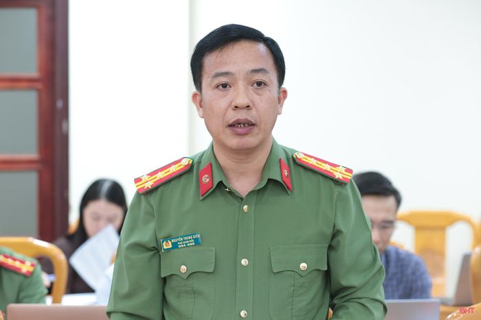 Đại tá Nguyễn Trung Kiên - Phó Giám đốc Công an tỉnh làm rõ một số nội dung dự kiến trình Kỳ họp thường lệ cuối năm 2026 liên quan tới lĩnh vực Công an tỉnh phụ trách.