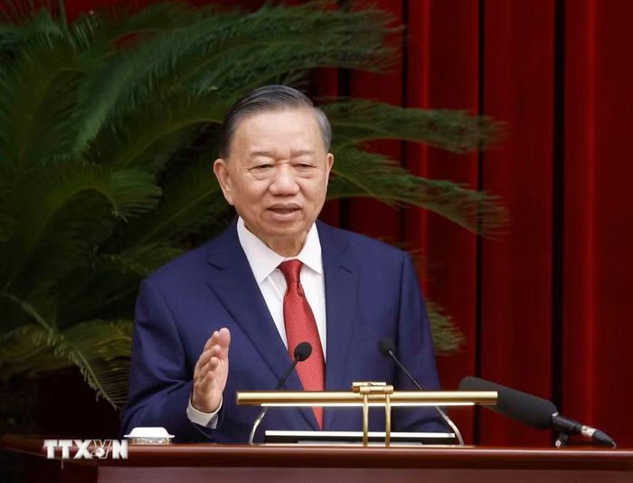 Tổng Bí thư, Chủ tịch nước Tô Lâm phát biểu bế mạc Hội nghị lần thứ tư Ban Chấp hành Trung ương Đảng khóa XIV. (Ảnh: Thống Nhất/TTXVN)