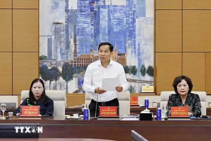 Phó Bí thư Đảng ủy Quốc hội, Tổng thư ký Quốc hội, Chủ nhiệm Văn phòng Quốc hội Lê Quang Mạnh phát biểu. (Ảnh: Doãn Tấn/TTXVN)