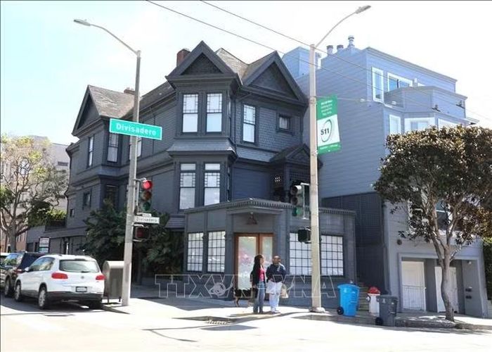Nhà ở tại khu vực Divisadero, San Francisco. Giá thuê trung bình căn hộ một phòng ngủ tại thành phố đạt mức kỷ lục 4.400 USD/tháng trong tháng 9/2026. Ảnh: Đoàn Hùng - PV TTXVN tại Mỹ