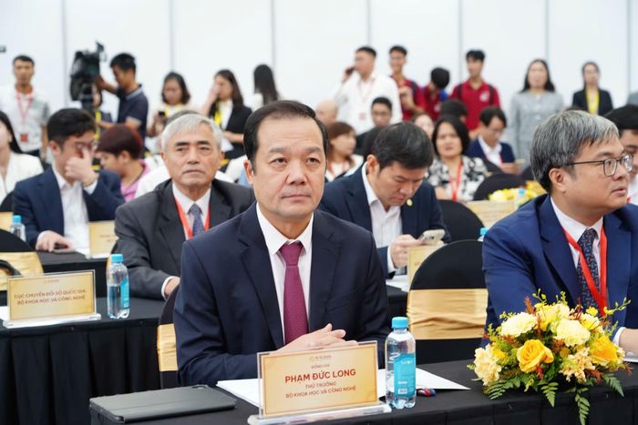 Quang cảnh sự kiện.