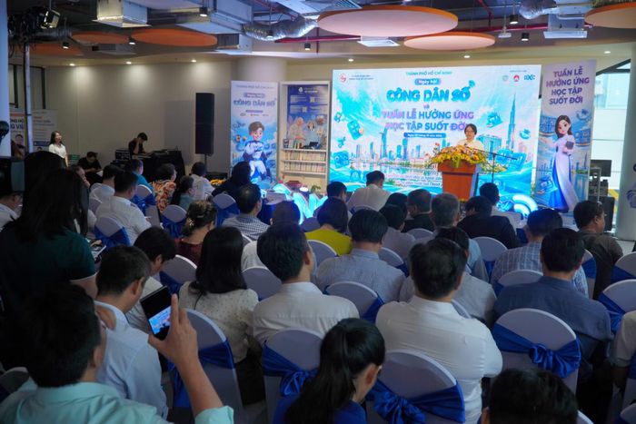 Quang cảnh lễ khai mạc Ngày hội Công dân số TP Hồ Chí Minh và lễ phát động Tuần lễ hưởng ứng học tập suốt đời năm 2026.