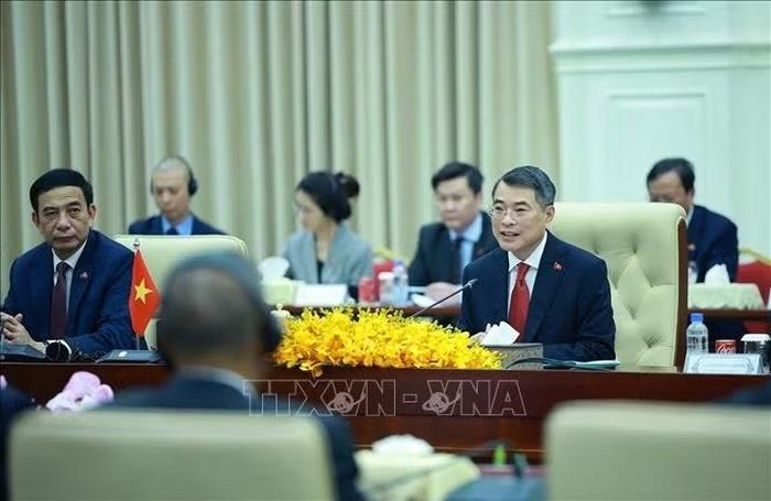 Thủ tướng Lê Minh Hưng hội đàm với Thủ tướng Vương quốc Campuchia Hun Manet. Ảnh: Dương Giang/TTXVN