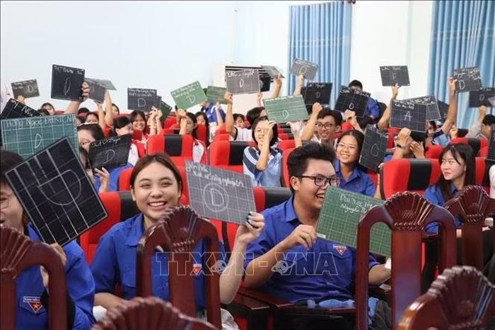 Hội thi “Rung chuông vàng” giúp đoàn viên, thanh niên tìm hiểu kiến thức về chuyển đổi số.