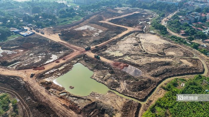 Theo Ban nông nghiệp, đến thời điểm hiện tại thi công đào, kè lòng hồ; Gom đất màu, đất hữu cơ, thi công, phát quang dọn dẹp mặt bằng đạt 96%; Làm đường công vụ đạt 100%, đào lòng hồ, đào đất hạ cấp, đào đất xung quanh hồ: 83.256m3, vận chuyển đất cấp 2 đến bãi trữ: 77.756m3. (đạt 19%).