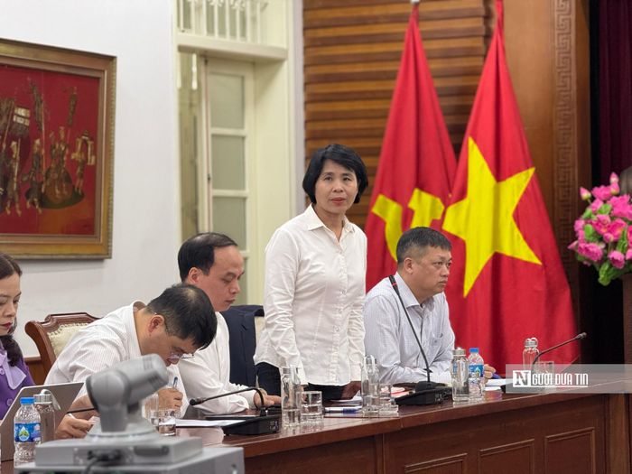 Bà Lê Thị Hoàng Yến - Phó Cục trưởng Cục Thể dục thể thao phát biểu tại họp báo.
