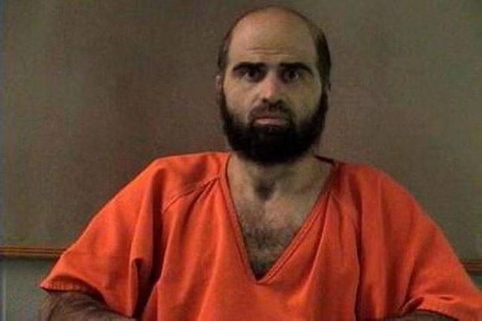 Nidal Hasan, người bị buộc tội giết chết 13 người và làm bị thương 31 người trong vụ xả súng hồi tháng 11/2009 tại Fort Hood. Ảnh: Reuters.