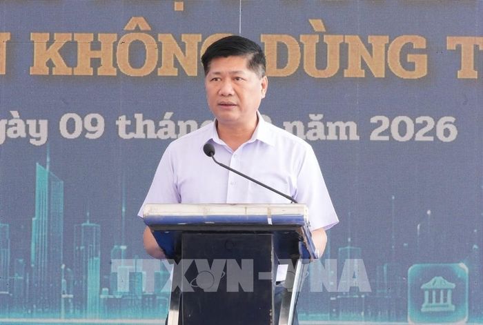 Phó Giám đốc Sở Khoa học và Công nghệ thành phố Bắc Ninh Dương Đại Lâm chia sẻ về phát triển hạ tầng số tại sự kiện. Ảnh: Đồng Thúy - TTXVN