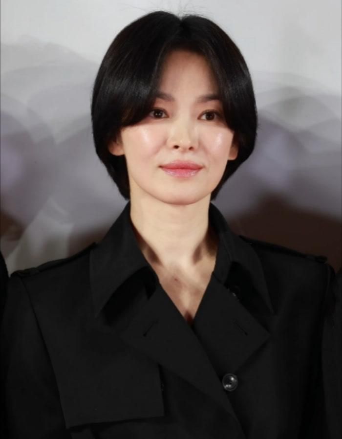 Ở tuổi 46, Song Hye Kyo vẫn là một trong những gương mặt nhận được nhiều sự quan tâm của làng giải trí xứ kim chi. 
